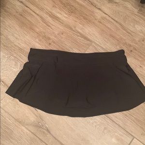 Menora swim black skirt